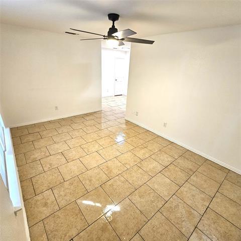 Building Photo - 1810 Wiseman Ave