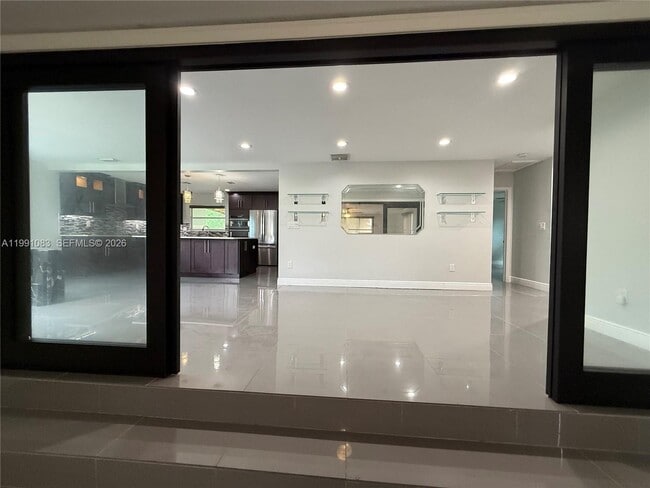 Building Photo - 5488 Fearnley Rd