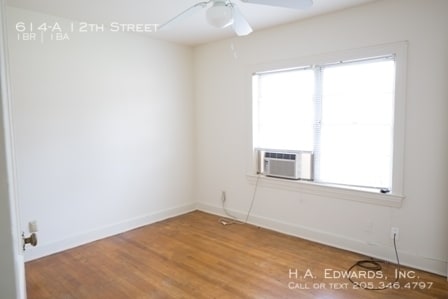 Building Photo - 614 12th St