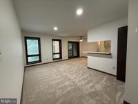 Building Photo - 44790 Locust Ridge Ct