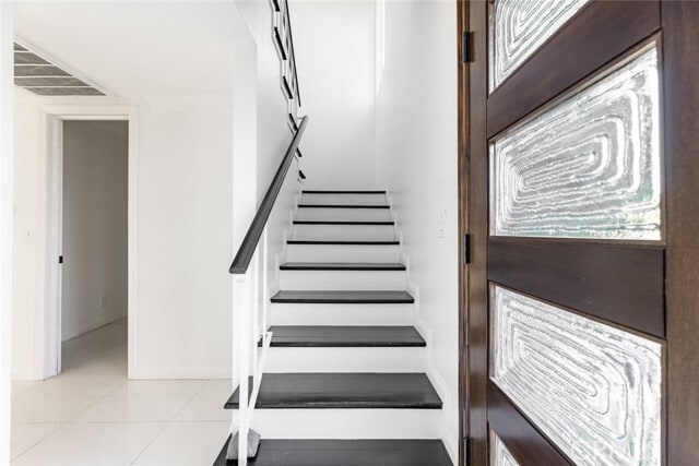 Building Photo - 24526 Calvert St