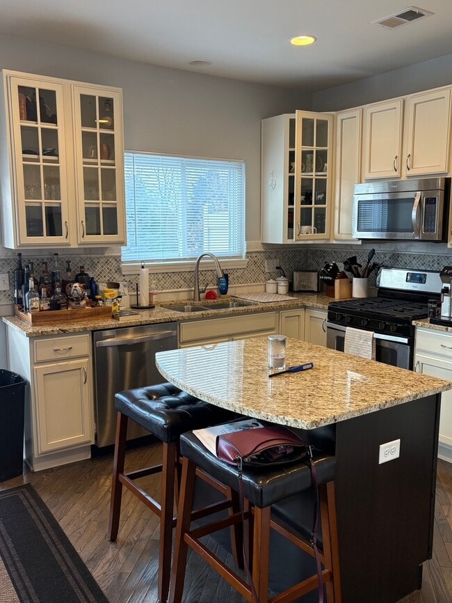 Building Photo - 3291 Coral Ln