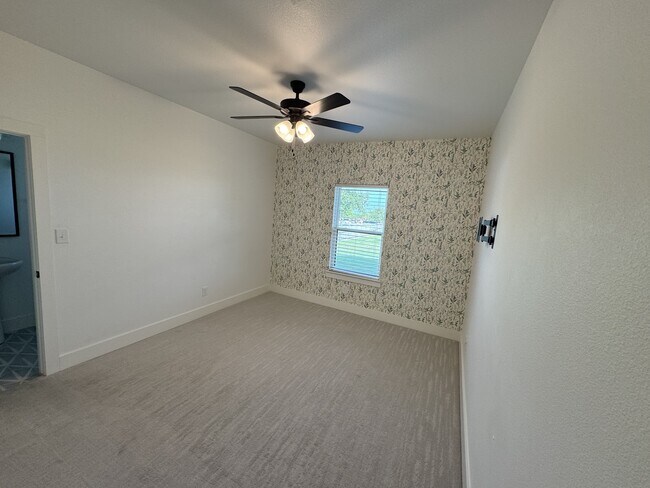 Building Photo - 4453 Cedar Creek Rd