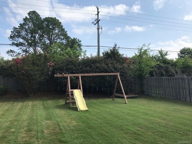 Building Photo - 8309 Grayson Grove