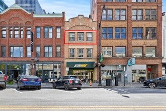 Building Photo - Gay St