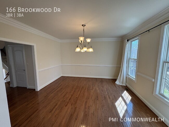 Building Photo - 166 Brookwood Dr