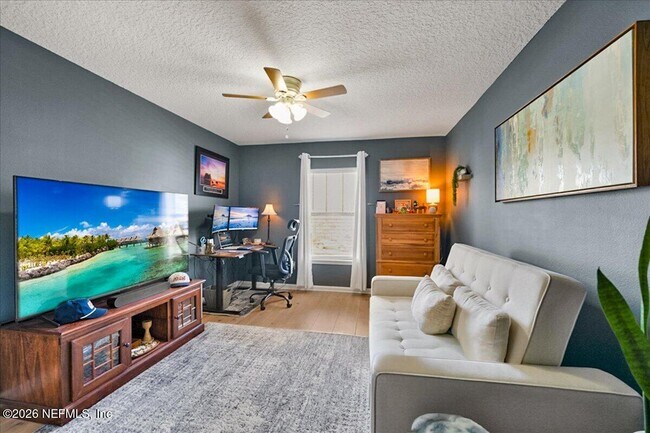 Building Photo - 1500 Calming Water Dr