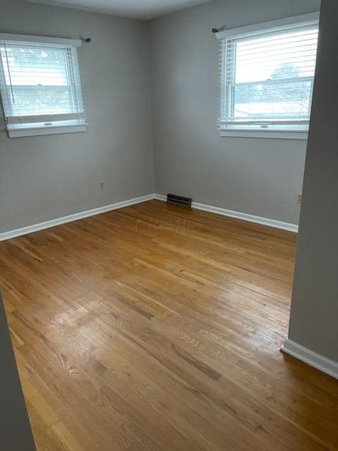 Building Photo - 2272 Oakhurst Dr
