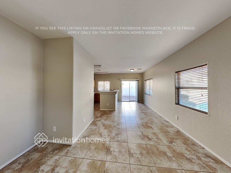 Building Photo - 3025 Gary Cooper St