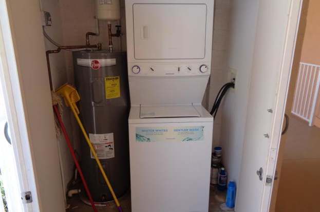 Building Photo - 10015 Perfect Dr