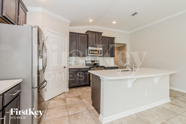 Building Photo - 10126 Andean Fox Dr