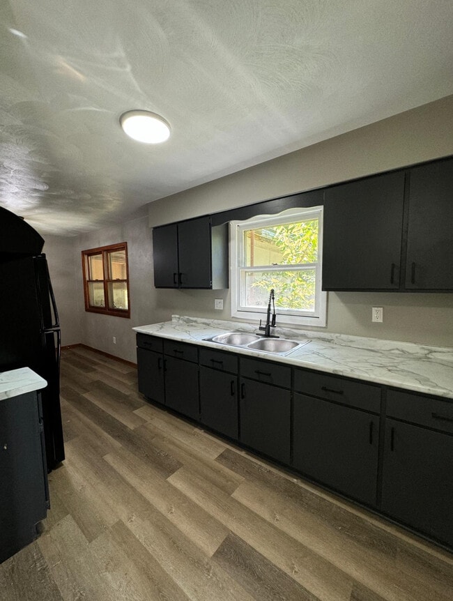 Building Photo - 24207 Jefferson Center St