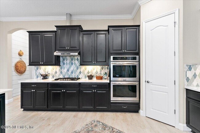 Building Photo - 43 Antolin Way