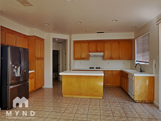 Building Photo - 133 Orchard Park Pl
