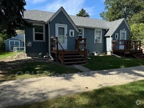 Building Photo - 1408 1/2 1st Street West