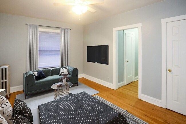 Building Photo - 4600 N Beacon St