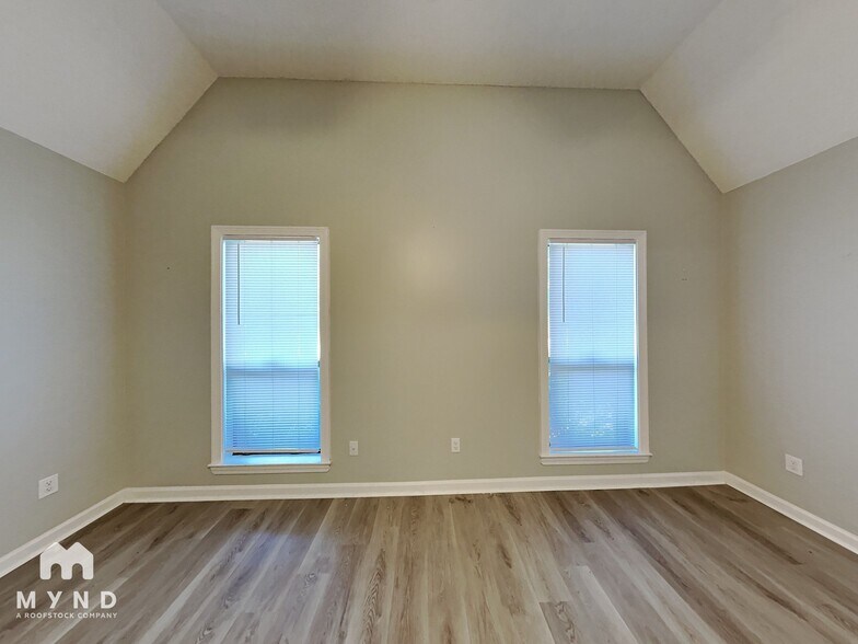 Building Photo - 8233 Trinity Rd