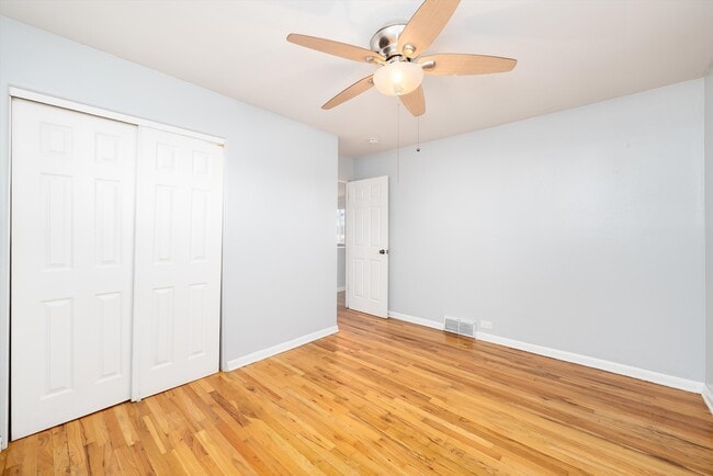 Building Photo - 8989 E 12th Ave