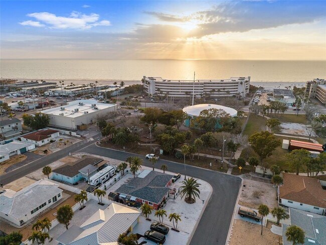 Building Photo - 58 Lido Dr