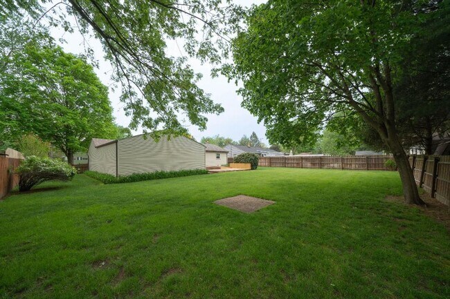 Building Photo - Three Bedroom Home in the Heart of Portage
