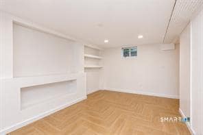 Building Photo - 98 Woodmere Rd