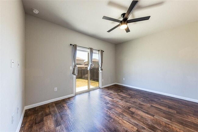 Building Photo - 368 Wapiti Rd