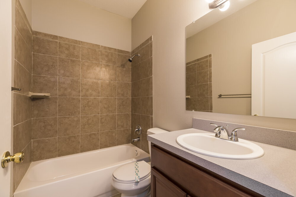 Building Photo - 13349 Old Dock Rd