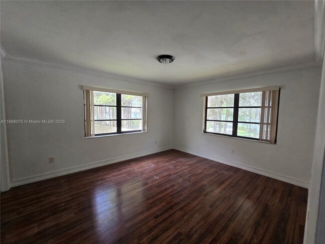 Building Photo - 8530 SW 149th Ave
