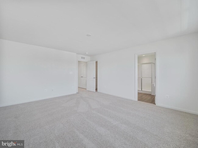 Building Photo - 96 Stafford Pl