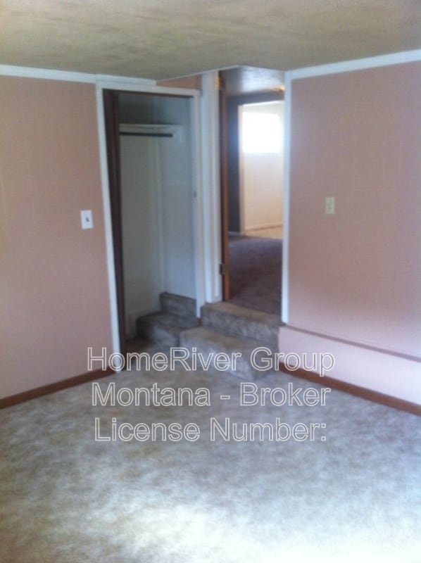 Building Photo - 705 Minnesota Ave