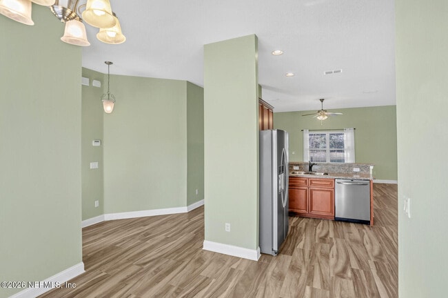 Building Photo - 7592 Vandalay Dr