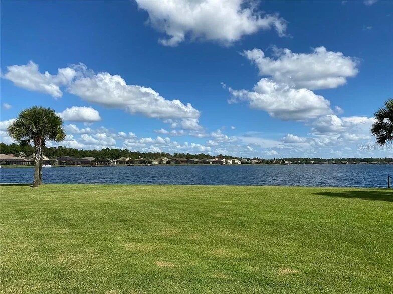 Building Photo - 16235 Ivy Lake Dr