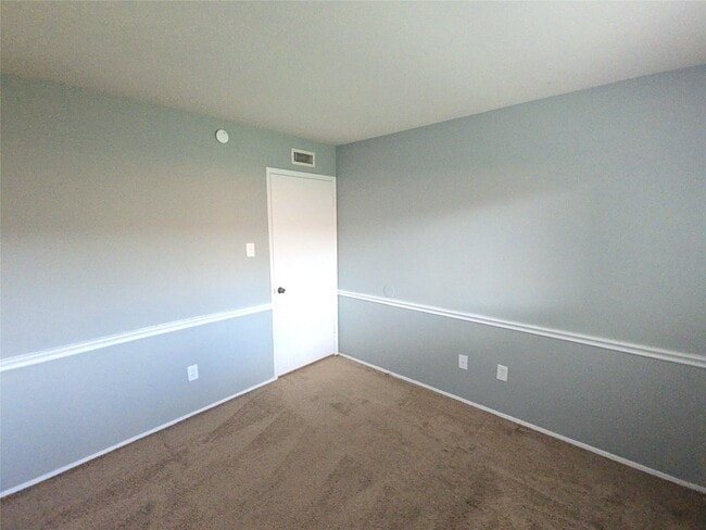 Building Photo - 3906 Postwood Dr