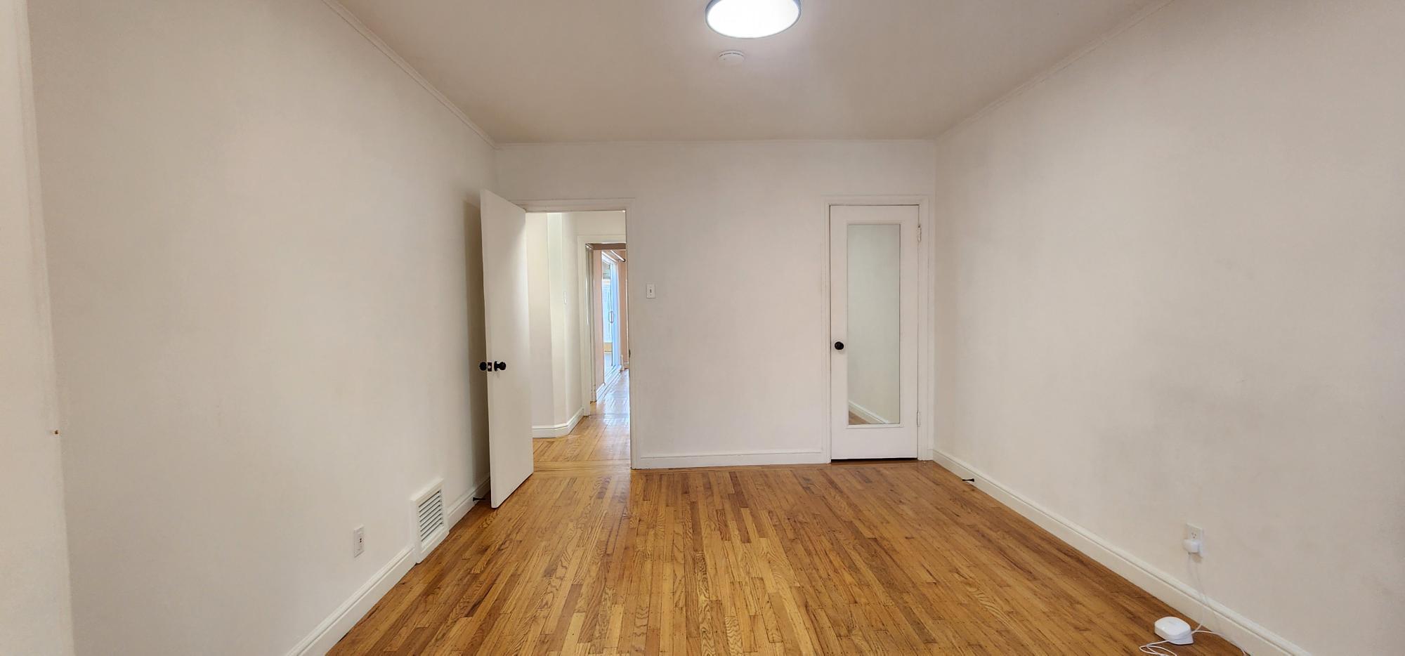 Master Bedroom 13' x 11' (with office or Den)) - 245 Concord St