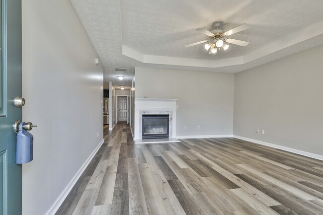 Building Photo - 240 Autumn Glen Cir