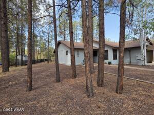 Building Photo - 5240 S 28th Pl