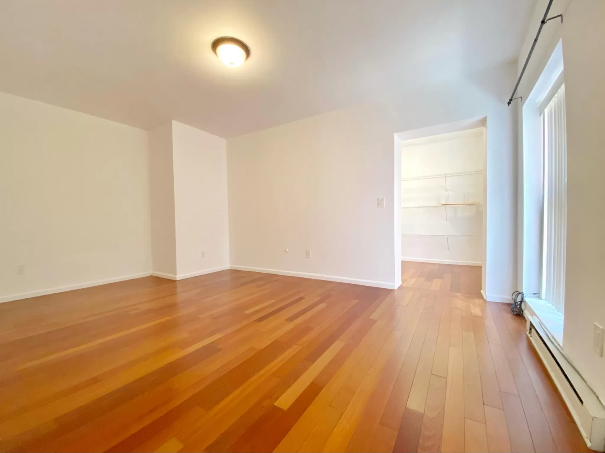 Building Photo - 701 Chestnut St