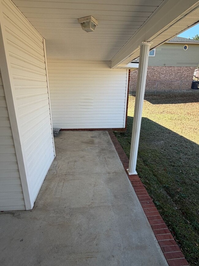 Building Photo - 4611 Shadow Moss Ct