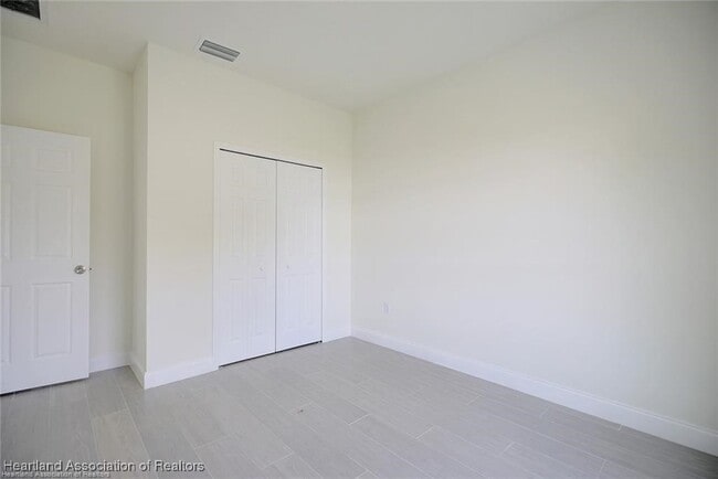 Building Photo - 6909 Salem Ct
