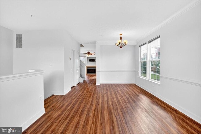 Building Photo - 5015 Leasdale Rd