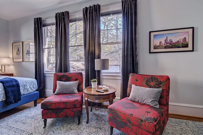 Building Photo - 518 Lamar Ave