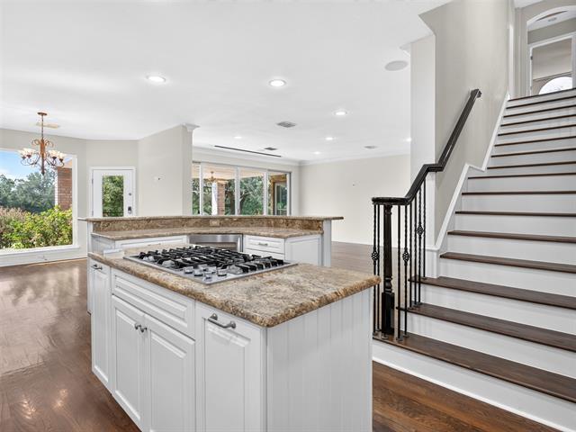 Building Photo - 6809 Cedar Ridge Ct