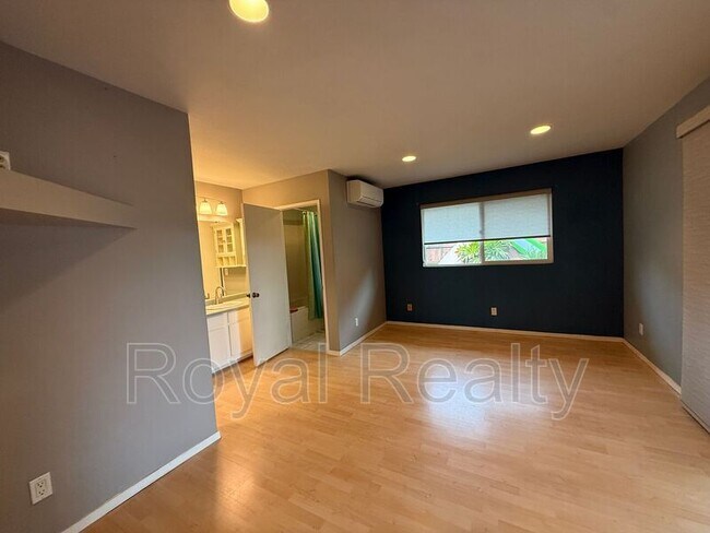 Building Photo - 128 Hoopili Akau St