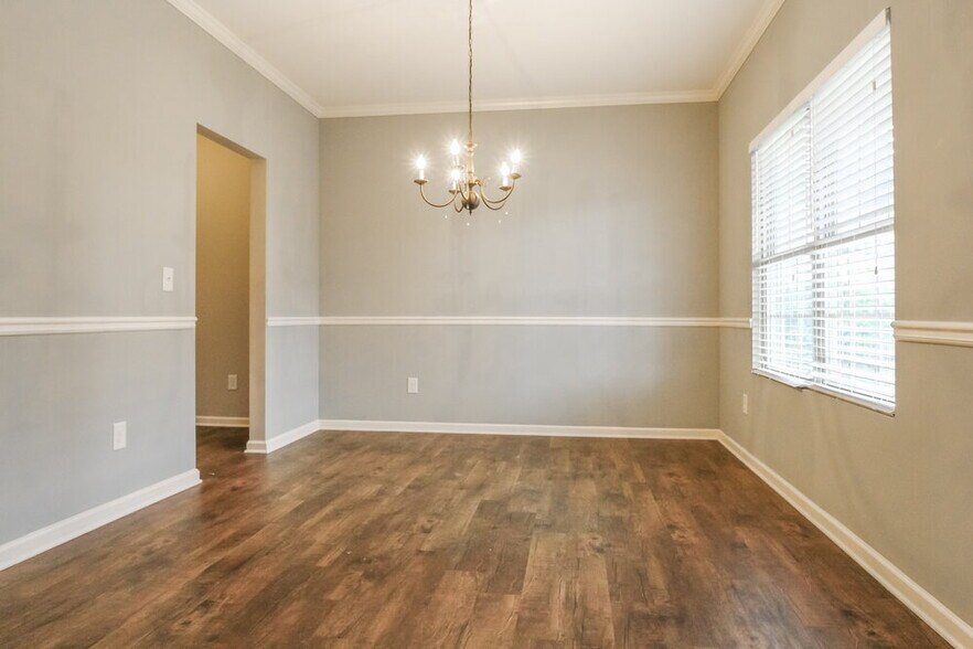 Building Photo - 2077 Juniper Ives Ct SE