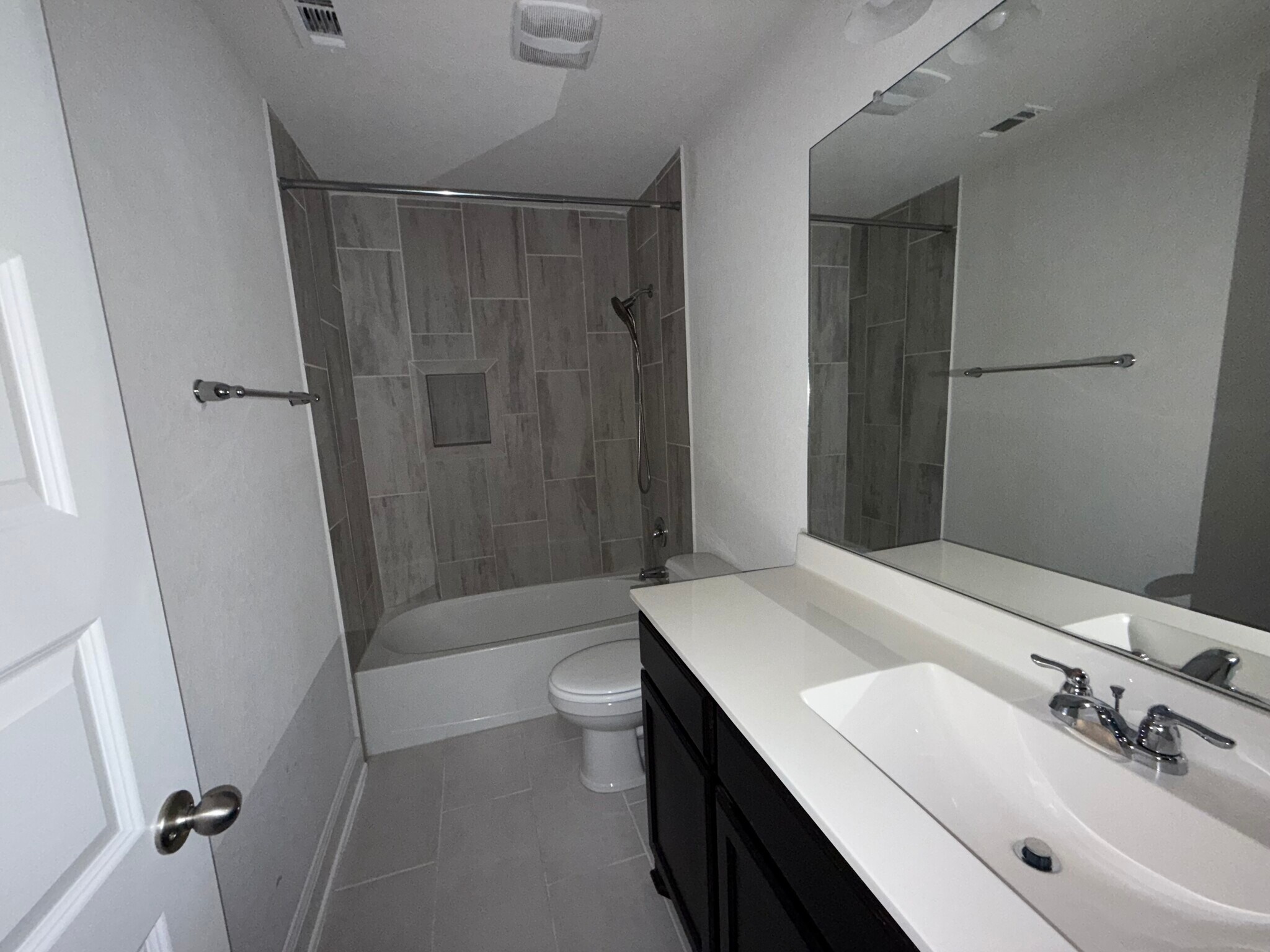 Building Photo - 27610 Falls Cv