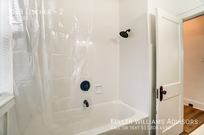 Building Photo - 3068 Lischer-2