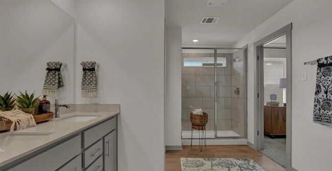 Building Photo - 436 Millbrook Blvd
