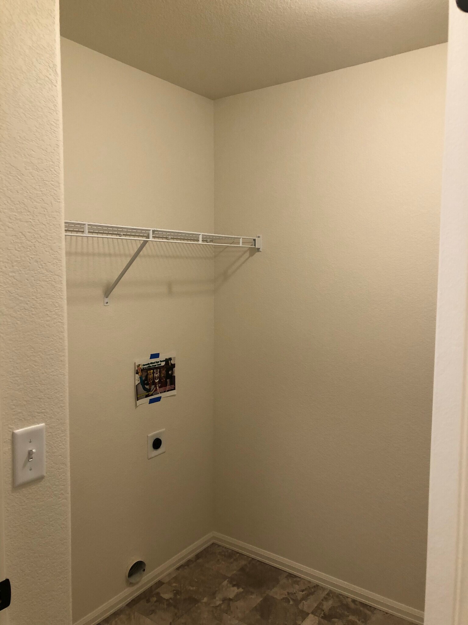 Building Photo - 622 Rosedale St