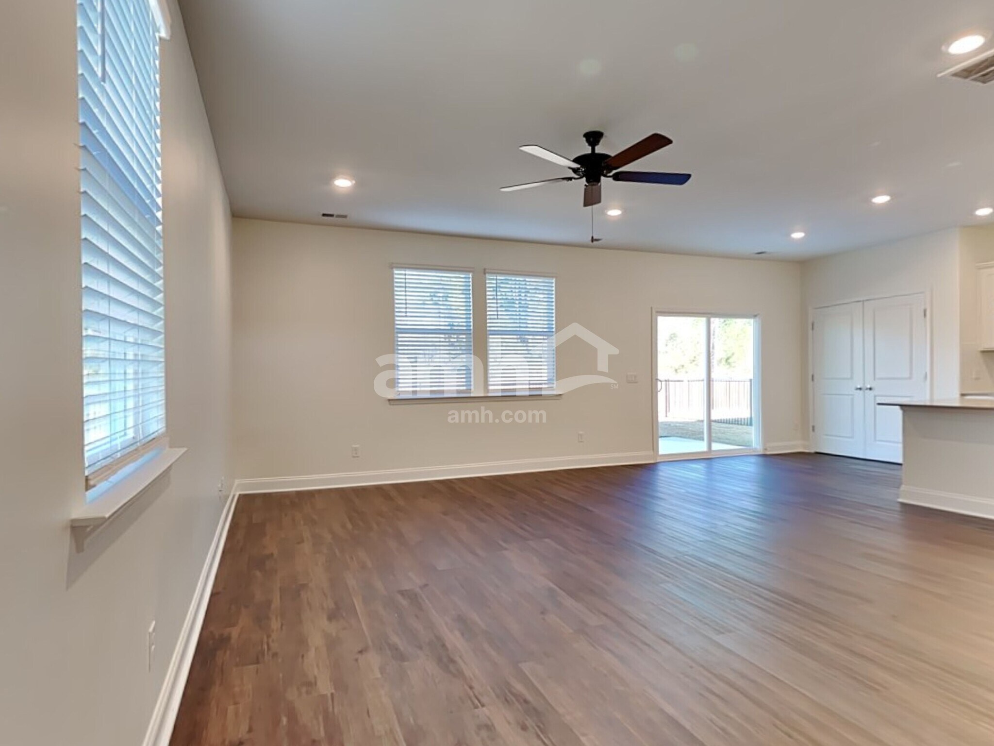 Building Photo - 127 Anthurium Dr