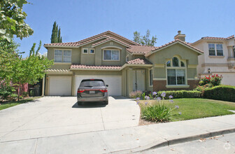 Building Photo - 4754 San Tropico Ct
